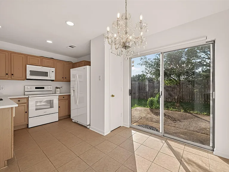 7231 River Pines Dr — Photo 11