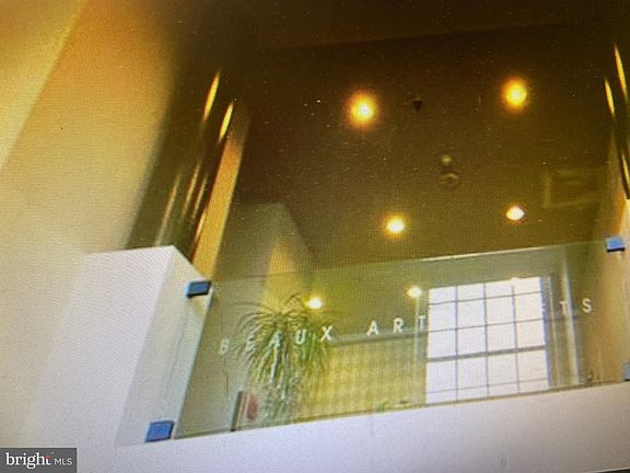 2nd image of 1238 Callowhill St Suite 302