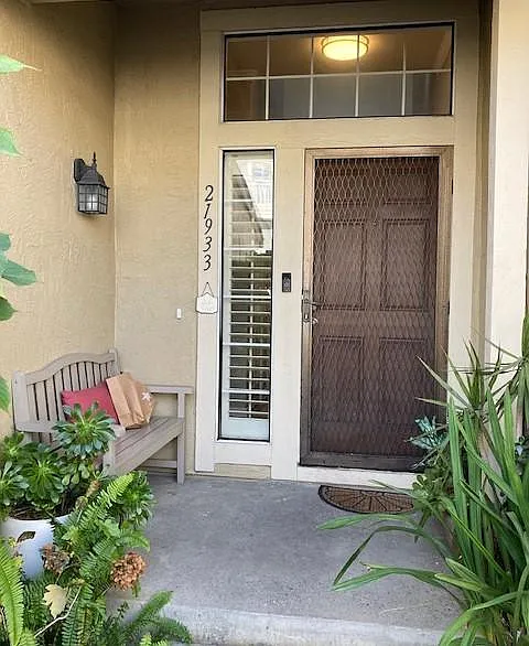 21933 Nugget Canyon Drive — Photo 2