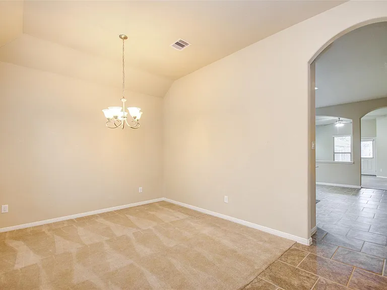 8710 Austin Thomas Dr — Photo 18