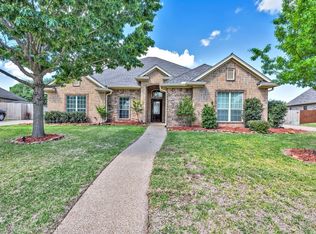 305 Edinburgh, Woodway, TX 76712