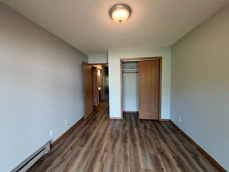 3210 Oak Knoll Dr — Photo 5