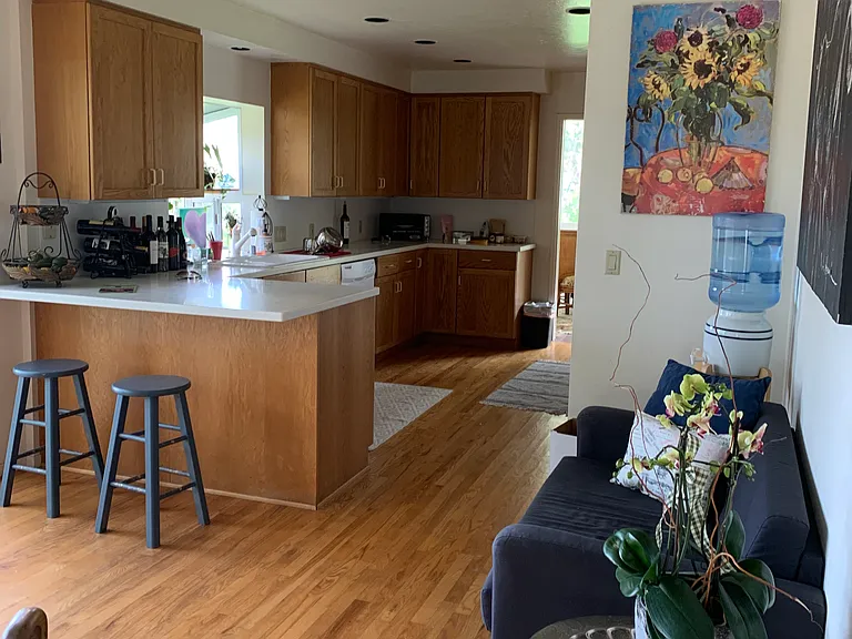 Club Rd — Photo 9