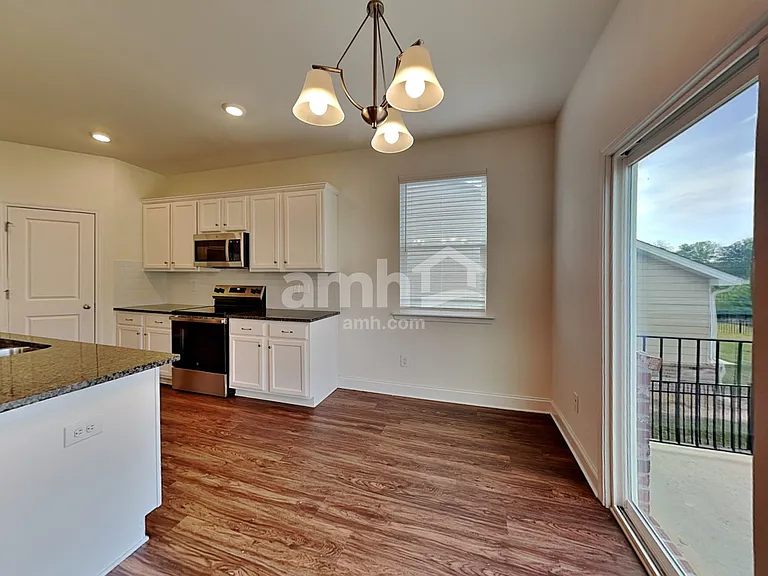 1159 Ashlyn Ct — Photo 6