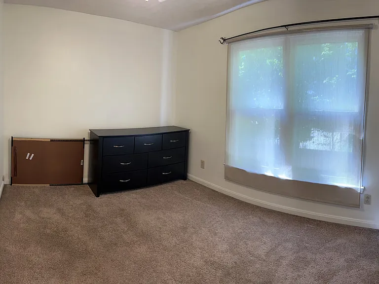 1819 Wedgewood Ave — Photo 13