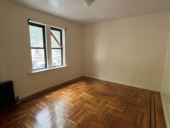 3rd image of 160 Vermilyea Ave APT A