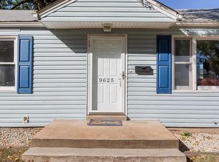 9625 Echo Ln, Saint Louis, MO