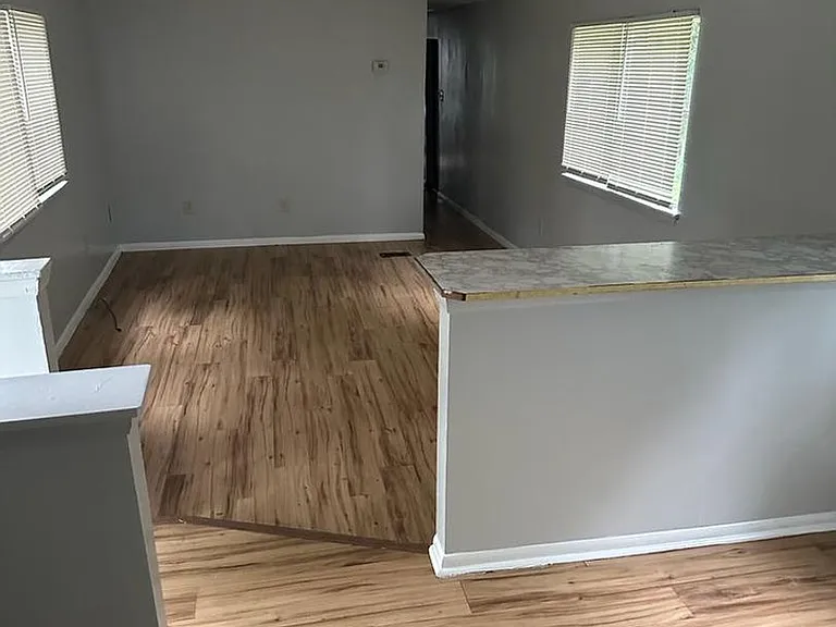 7661 Bentwillow Dr — Photo 3
