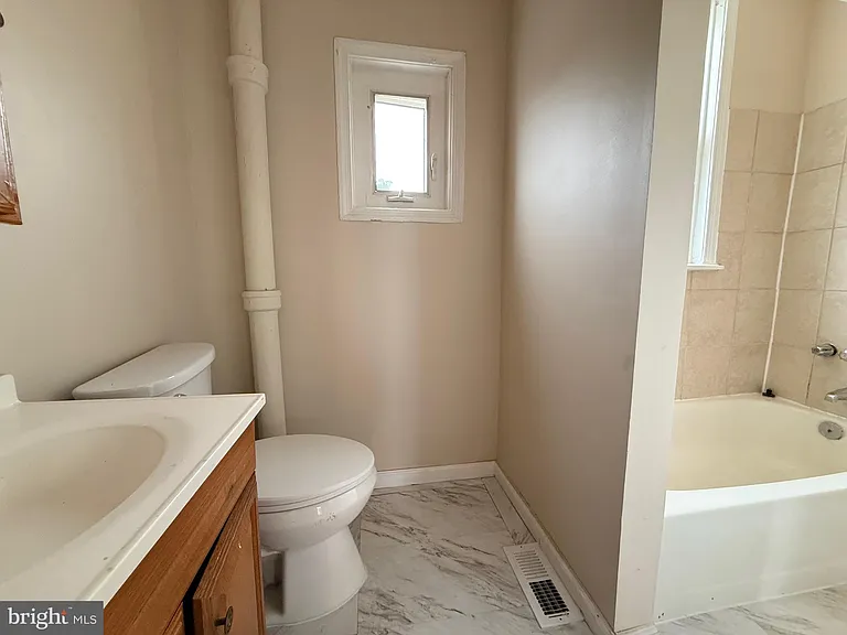 5307 York Rd — Photo 8