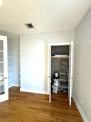 Rented by Pear NYC LLC | media 21