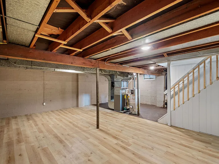 414 Elwood Dr — Photo 19