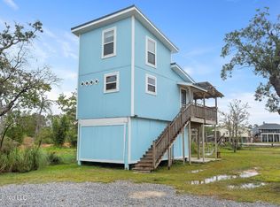 10250 Bayou View Dr E, Bay Saint Louis, MS 39520