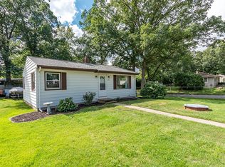 2046 Lacrosse St SW, Wyoming, MI 49519