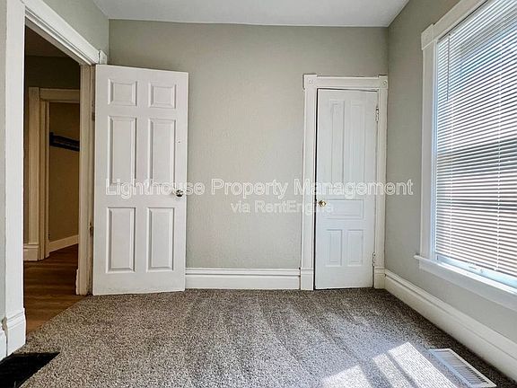 4th image of 707 McCourtie St Unit 1
