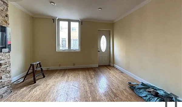 2338 Cross St — Photo 6