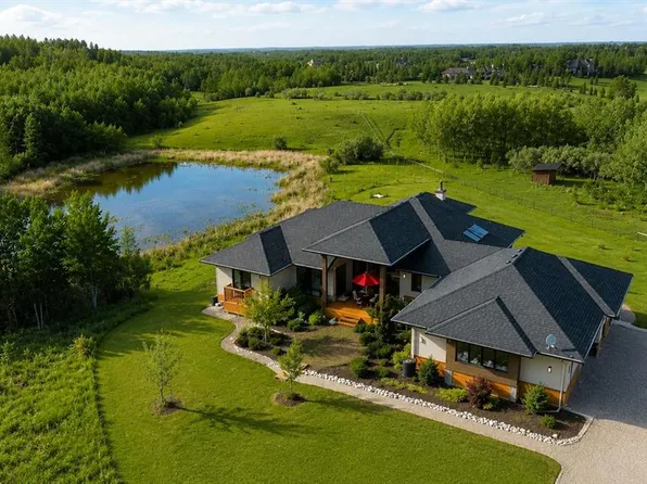 30124 S Bunny Hollow Dr, Rocky View County, AB T3R 1H6