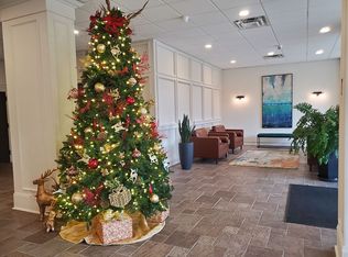 619 King St APT 402, Columbia, SC 29205