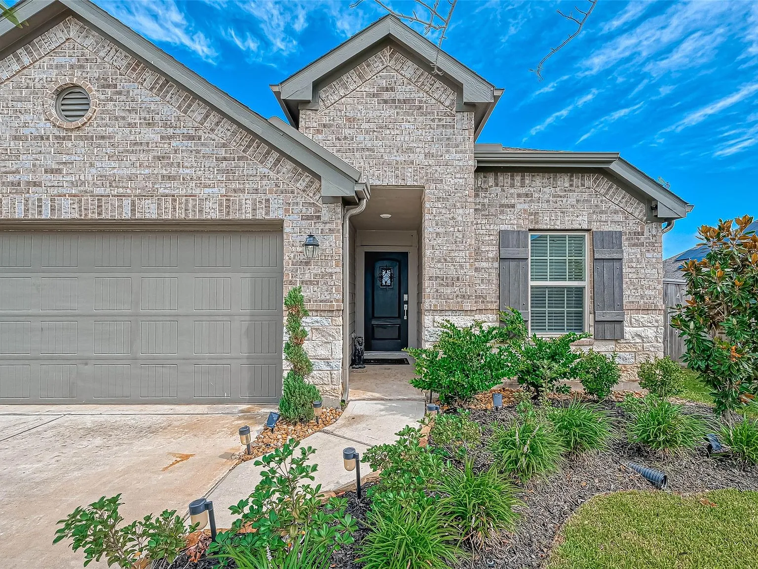 3 bed, 2.0 bath, 1785 sqft, $2,450 — Photo 4