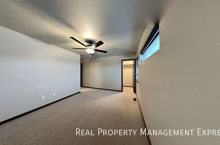 2415 E Copalis Pl — Photo 18