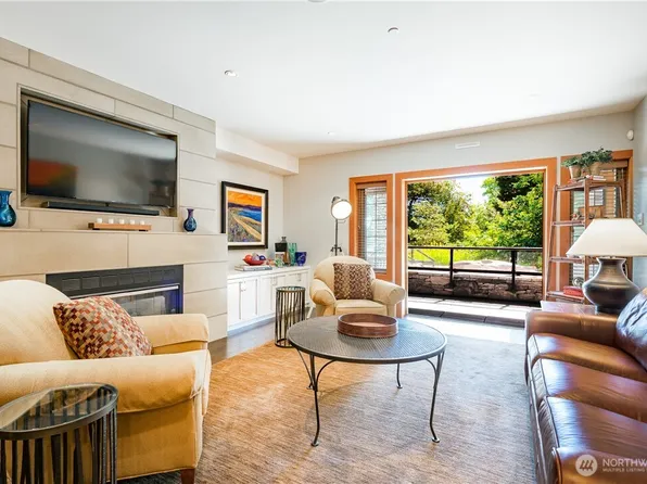 9525 Semiahmoo Parkway #A104, Blaine, WA 98230