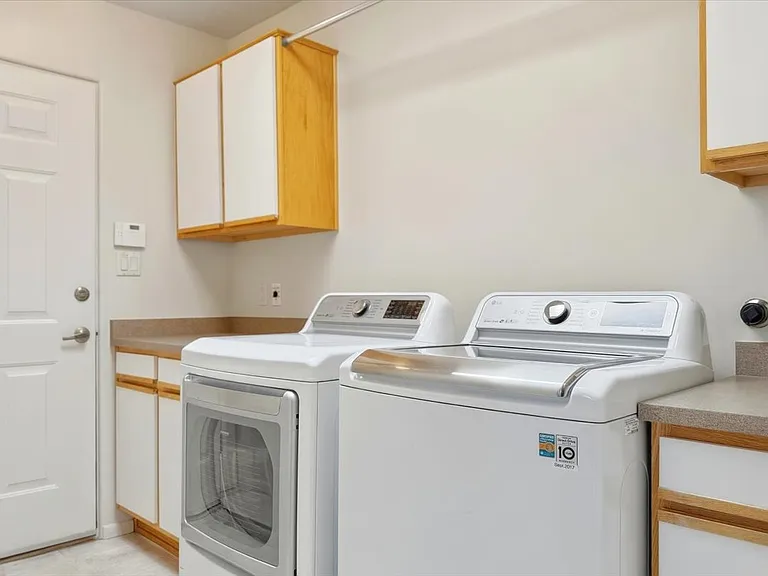 855 Camino Francisca — Photo 16
