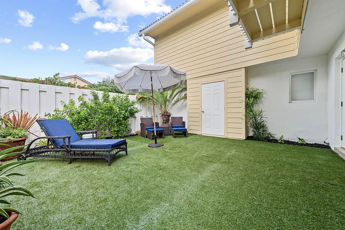Building Photo - 288 Seabreeze Cir