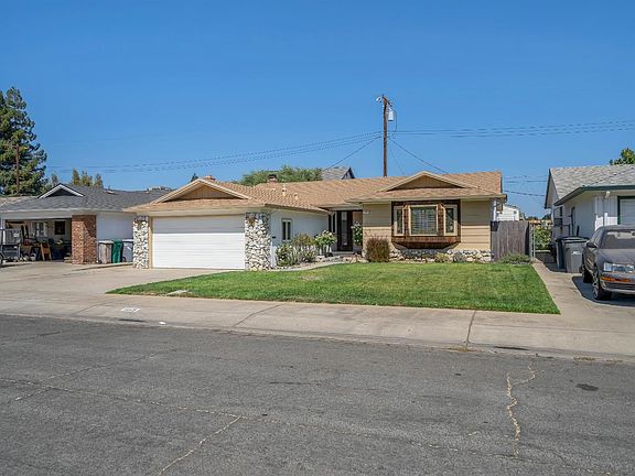 4th image of 1445 Vista Dr