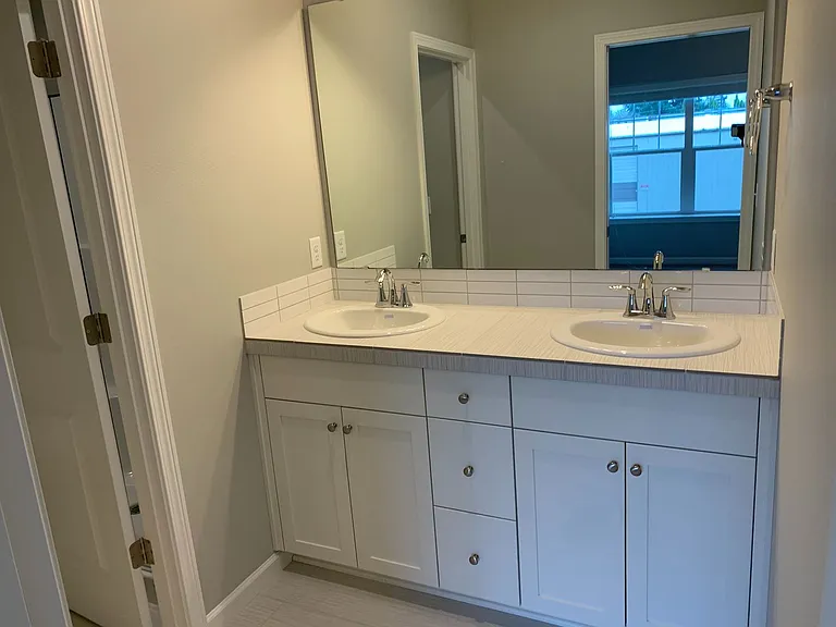 807 Water Ave NE — Photo 15