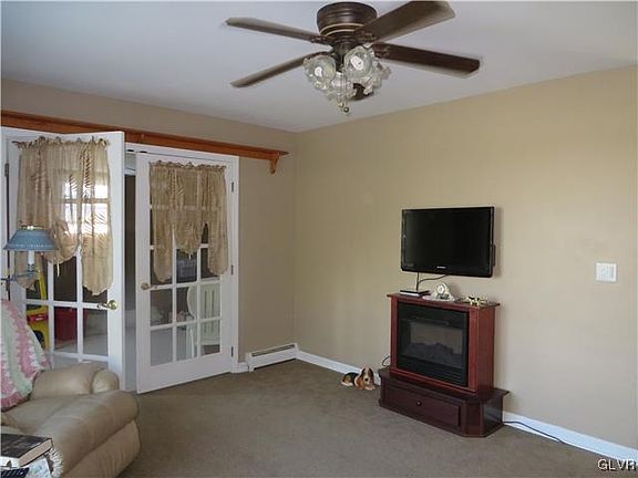 5th image of 1005 Mitman Ave