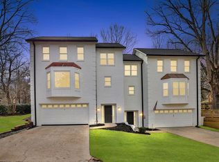 285 Dunwoody Creek Cir, Sandy Springs, GA 30350