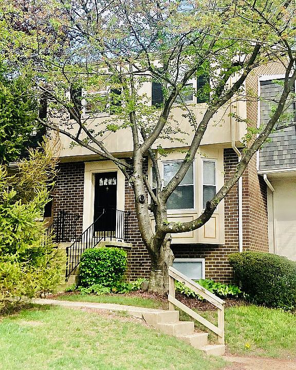 2nd image of 14615 King Lear Ct #14