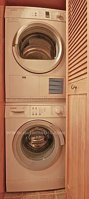 Rented by R New York | media 8