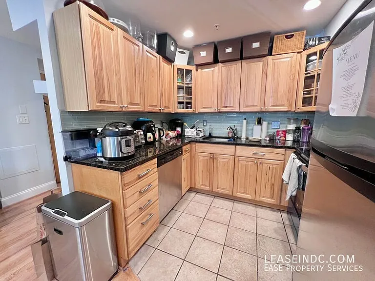 1417 Chapin St NW #101 — Photo 6