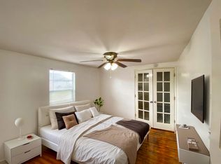 204 S Market St, Brazoria, TX 77422