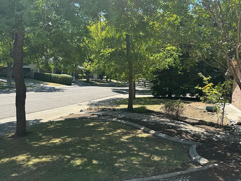 Fernvale Dr — Photo 10