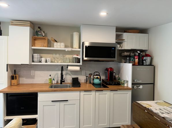 7 Wapello St
