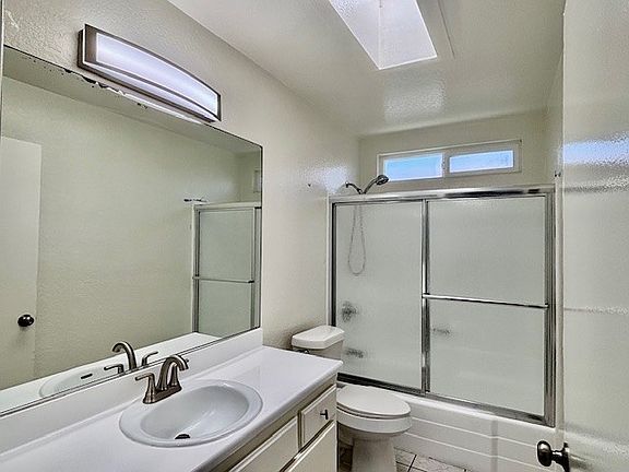 5th image of 17171 Elm Ln #2