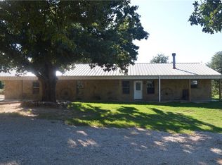 3809 Dry Valley Rd, Sunset, TX 76270