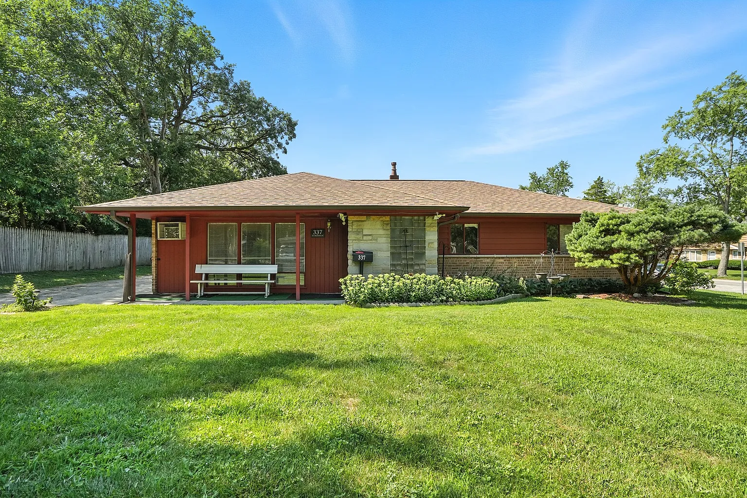 337 S Orchard Dr photo 1