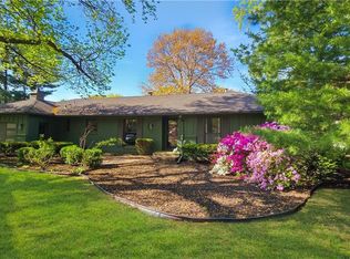 410 Glen Arbor Rd, Kansas City, MO 64114