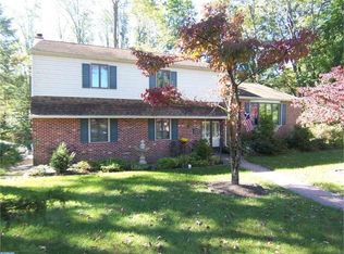 1565 Caroline Dr, Aston, PA 19014