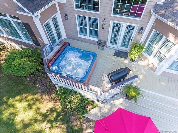 5th image of 175 Bridgeport Dr