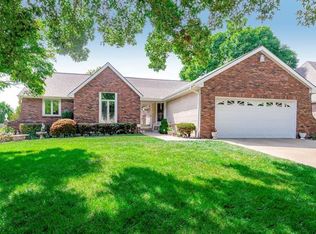 13216 Corrington Ave, Grandview, MO 64030