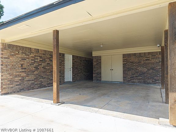 2nd image of 4407 Alma Hwy