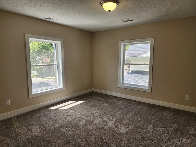 1348 College Ave NE #2 — Photo 7