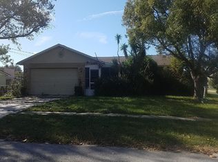 16207 Surrey Dr, Hudson, FL 34667