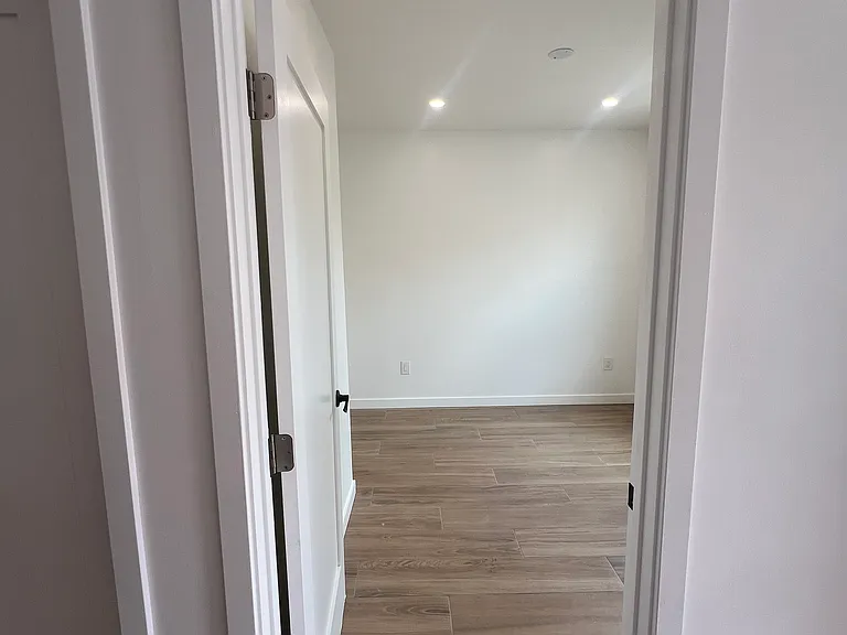 2422 Megan Ct — Photo 6