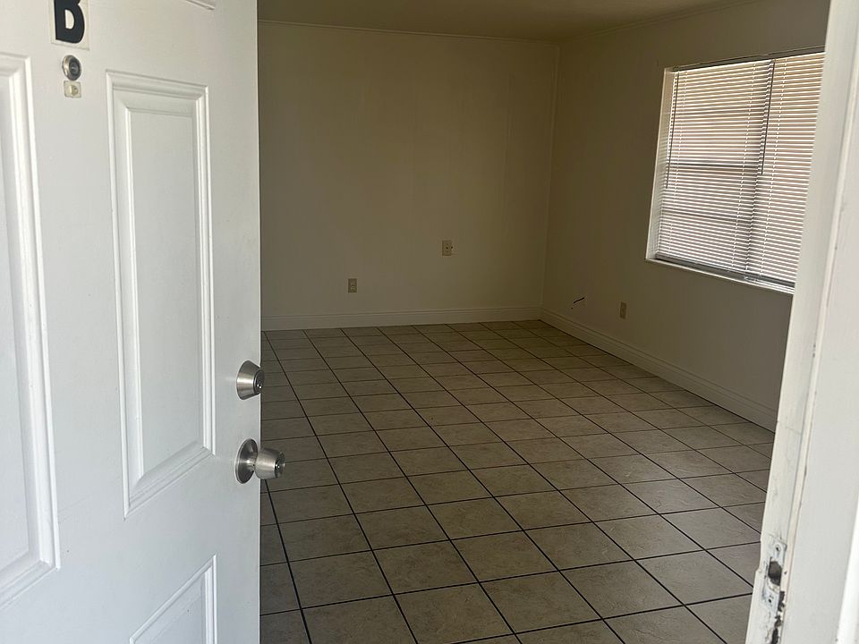 1st image of 3 E Lake Howard Dr #B