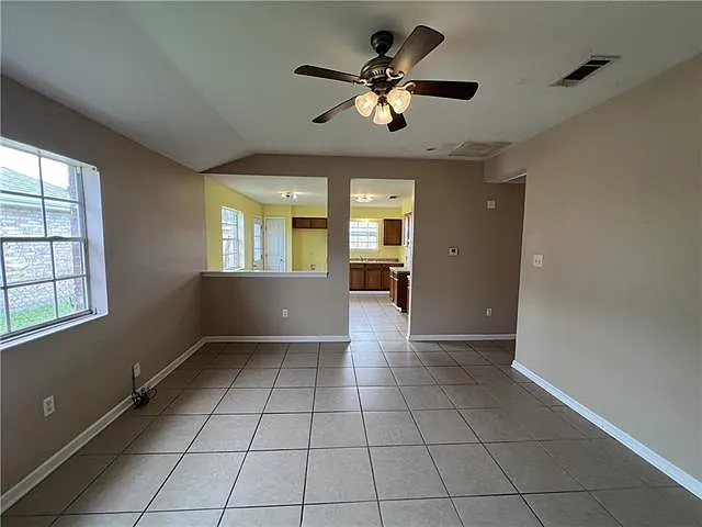2 bed, 1.0 bath, 850 sqft, $1,250 — Photo 4