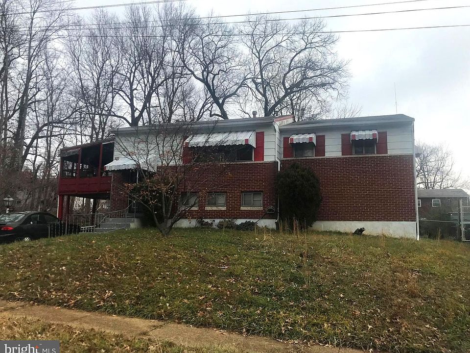 2nd image of 3627 Edwards St